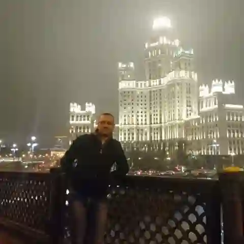 Александр Сазонов