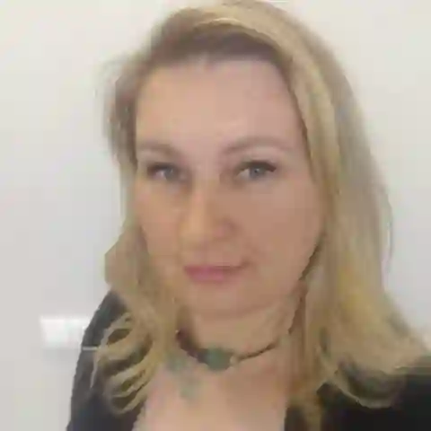 Елена Титова